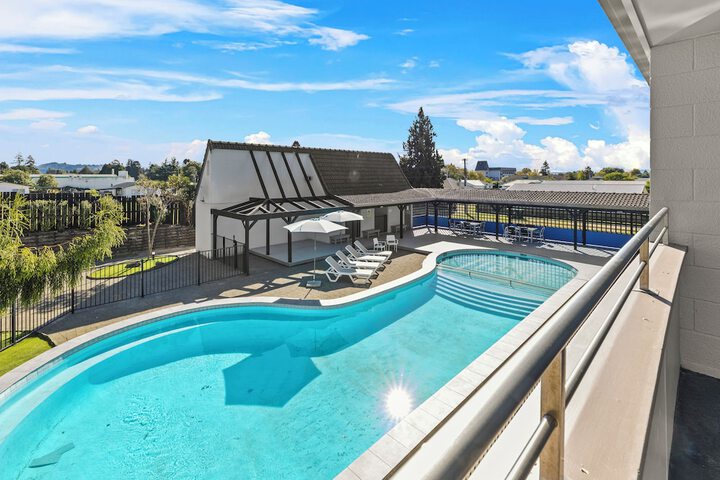 Pool 45 of 65