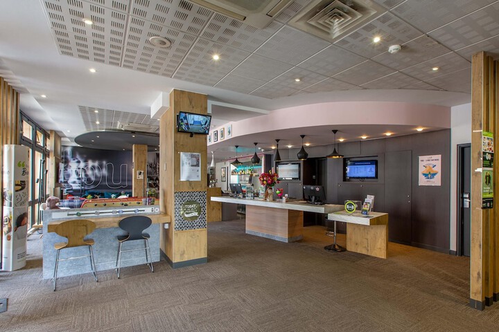 Guest Lobby