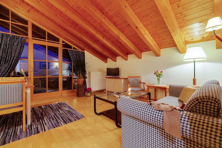Room 3 of 25