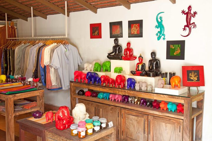 Gift Shop 169 of 196