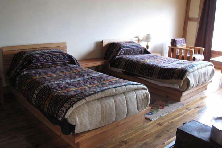 Room 6 of 20