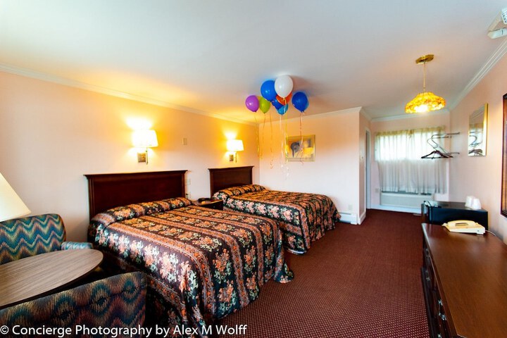 Room 7 of 20