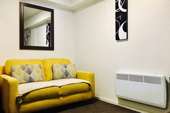 Room 18 of 73