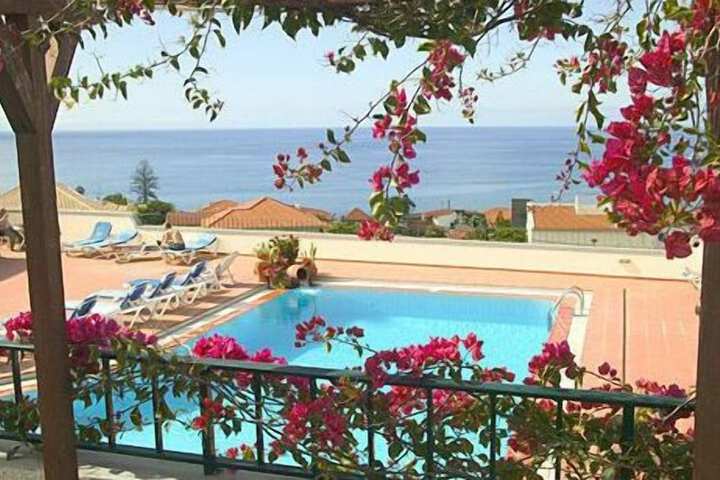 Hotel with Pool