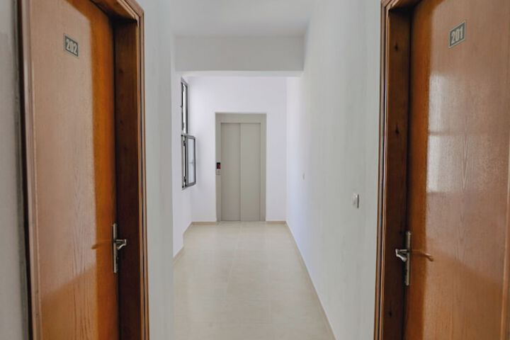 Room 85 of 152