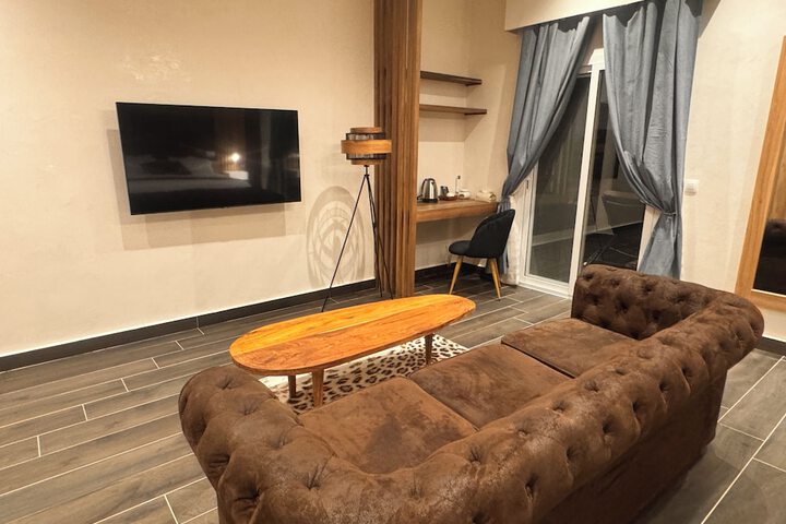Room 21 of 46