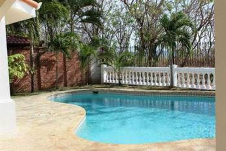 Pool 141 of 163