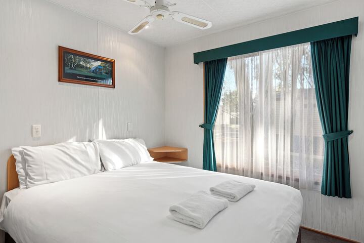 Room 13 of 150