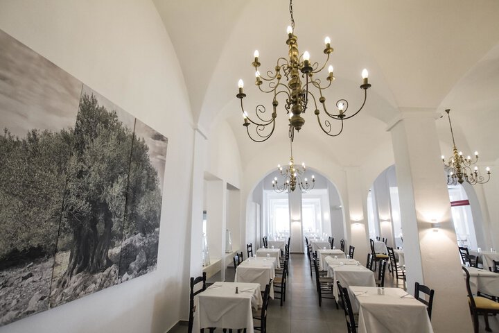 Dining 108 of 266