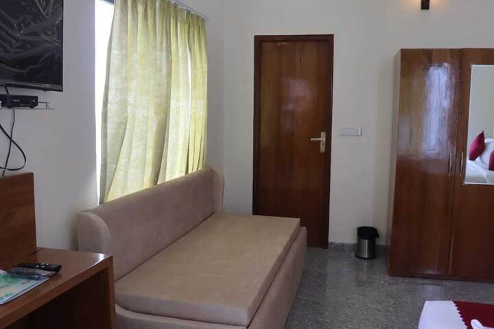 Room 11 of 39