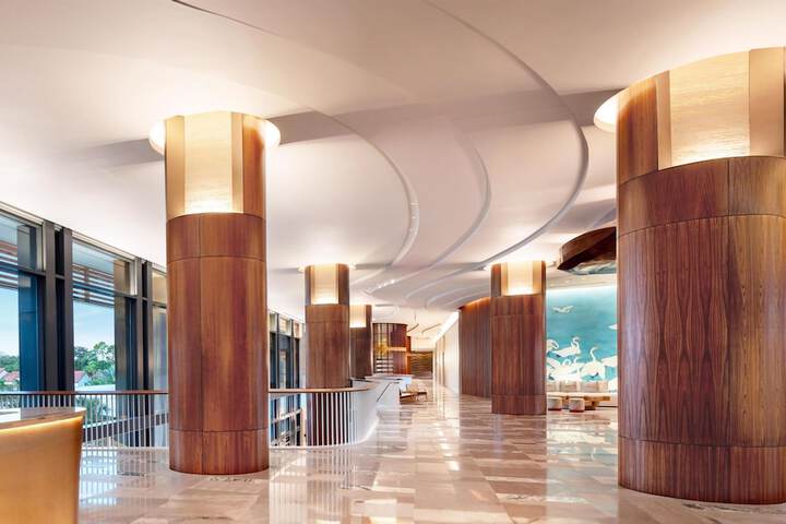 Hotel Interior 8 of 243