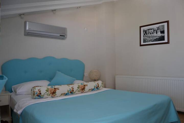 Room 14 of 47