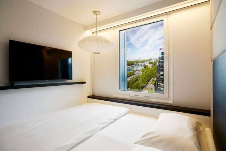 Room 11 of 53