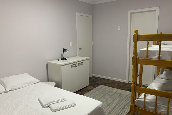 Room 7 of 10