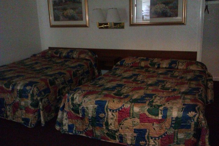 Room 6 of 11