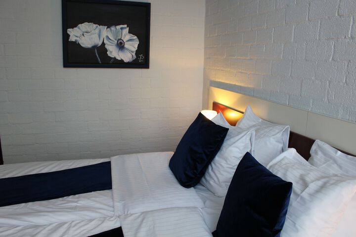 Room 13 of 72