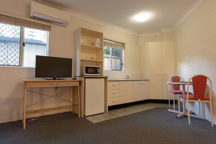 Room 19 of 34