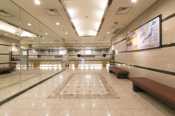 Hotel Interior 4 of 24