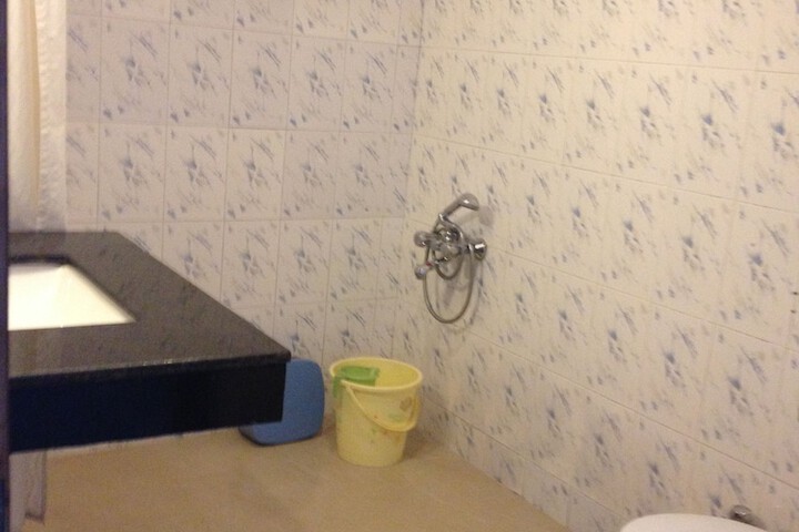 Room 19 of 33