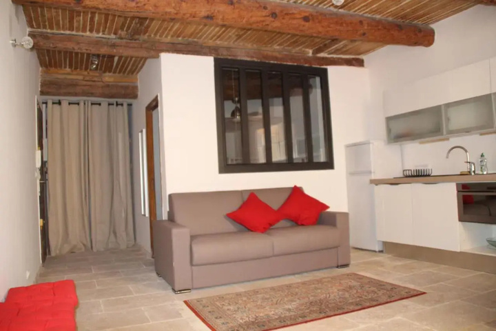 Room 4 of 22