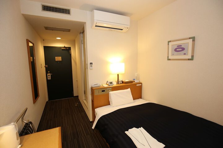Room 7 of 43