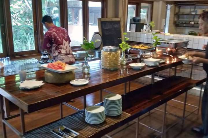 Dining Photos