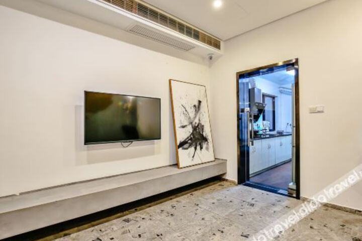 Hotel Interior 17 of 43