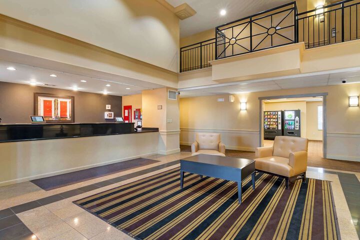 Guest Lobby