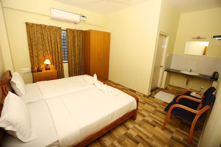 Room 13 of 54