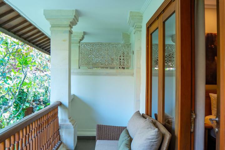 Terrace/Patio 9 of 30