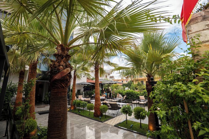 Hotel Exterior 126 of 137