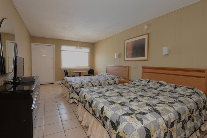 Room 4 of 42