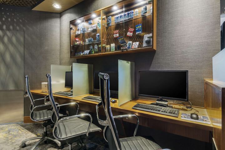 Business center