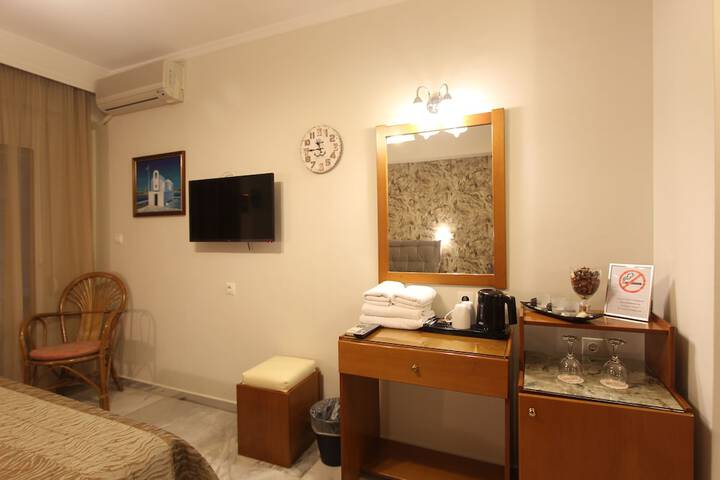 Room 44 of 85