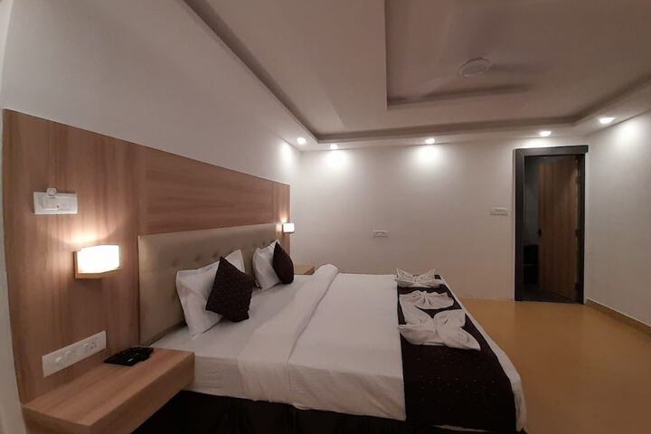 Room 12 of 29