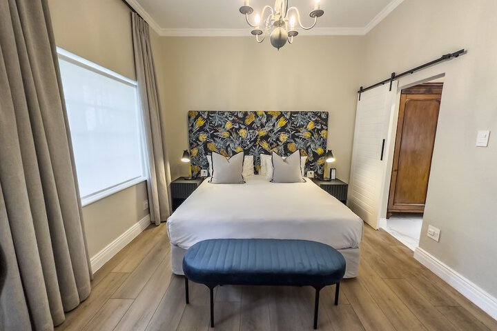 Room 8 of 36