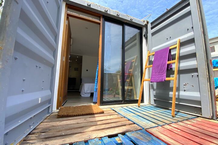 Room 2 of 21