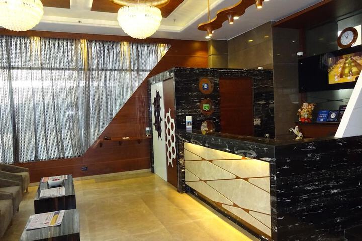 Hotel Interior 9 of 65