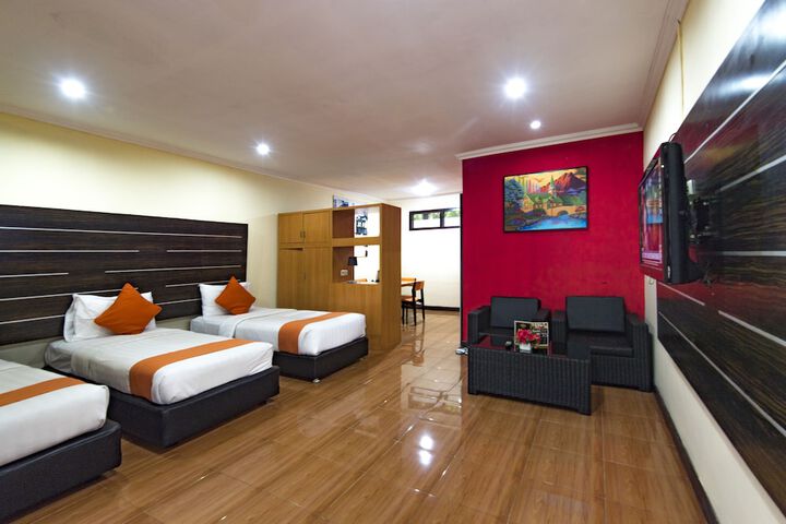 Room 26 of 122