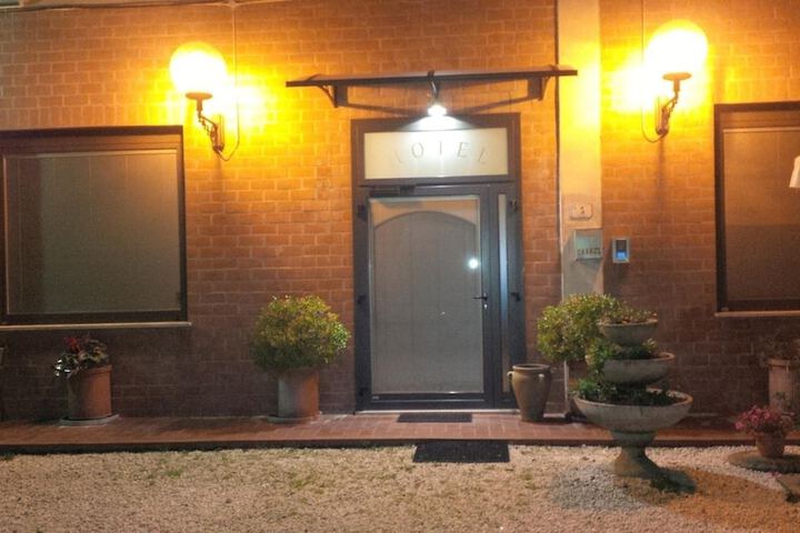 Hotel 60 of 63