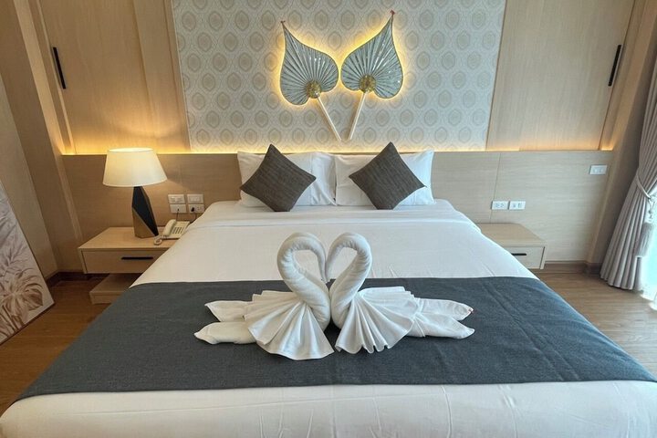 Room 33 of 88