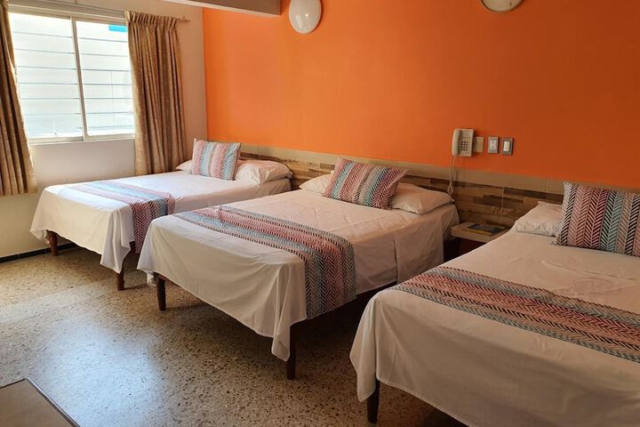Room 15 of 40