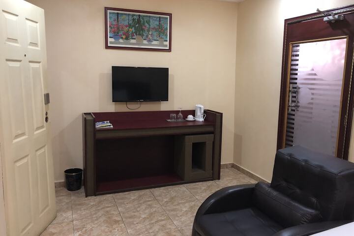 Room 5 of 44