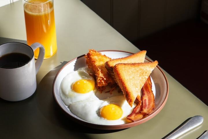 Breakfast/Coffee Service 47 of 54