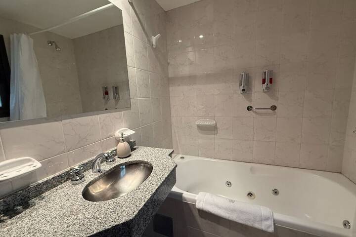 Room 21 of 46
