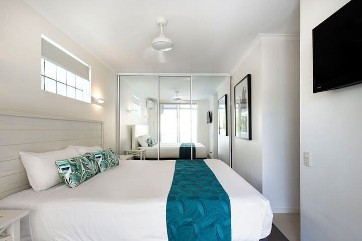 Room 12 of 61