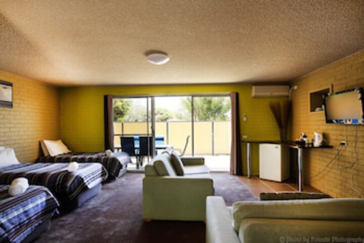 Room 19 of 117