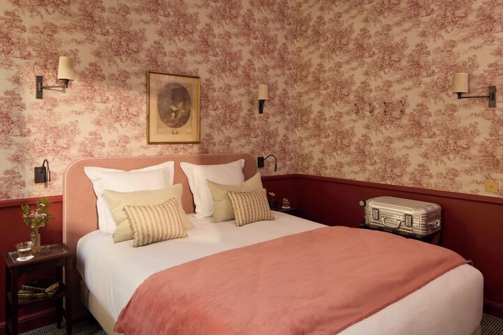 Room 37 of 79