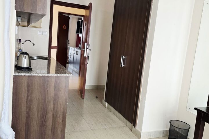 Room 20 of 34