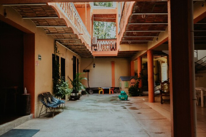 Hotel Exterior 57 of 70